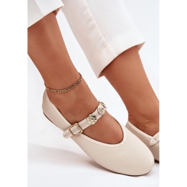 Bailarinas femeninas con cinturón y alfileres dorados beige 7