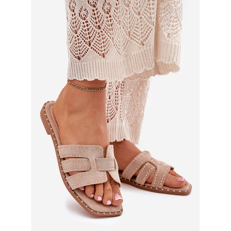 Chanclas de cañón plano decoradas caqui beige 1 Chanclas de cañón plano decoradas caqui beige 1