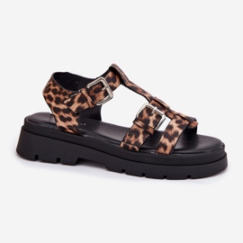 Sandalias de cuero ecológica para mujeres con abrazaderas de hebilla de leopardo beige 4