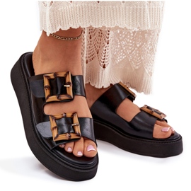 Zapatillas para mujeres de cuero ecológica en la plataforma con hebillas negras negro 8