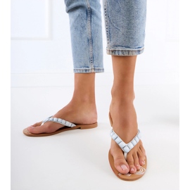 Flip blancos -flops decorados con guijarros 1