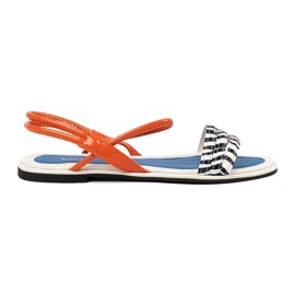 Sandalias multicolores en una suela plana 2