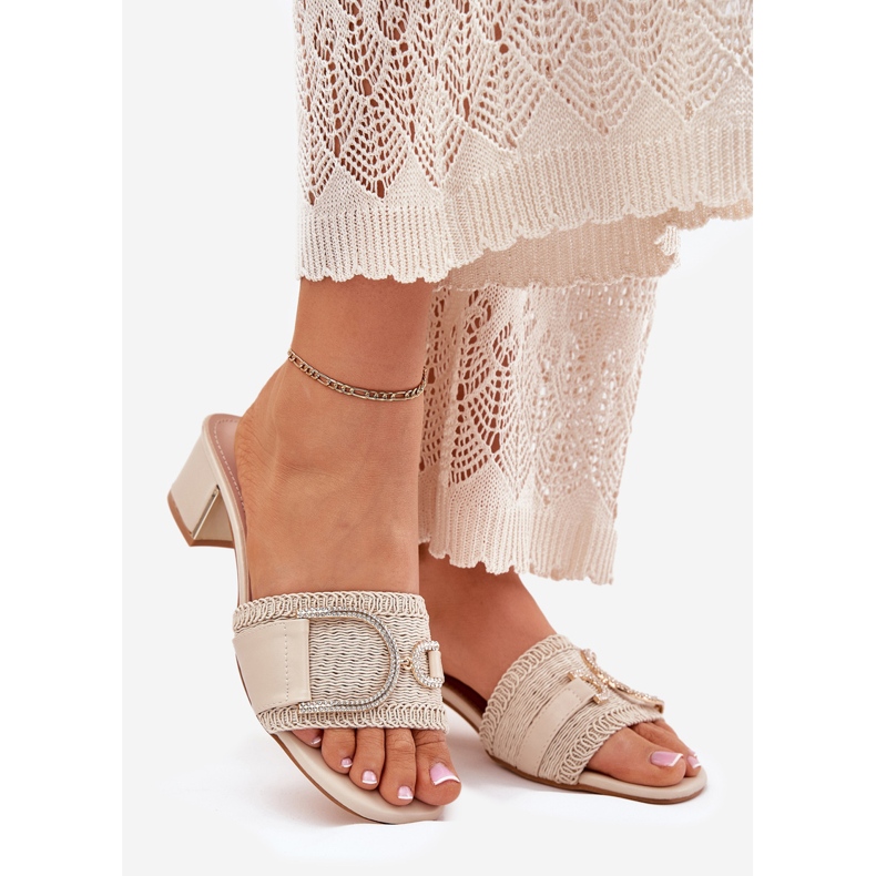 Tacones altos de las mujeres con un detalle decorativo BEIGE 1