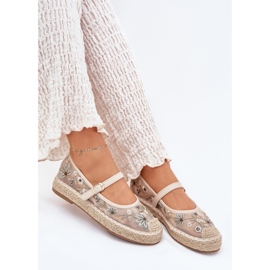 Mesh alpargatas con bordados en la plataforma beige 6