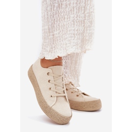 Zapatillas para mujeres en la plataforma con trenza beige 1