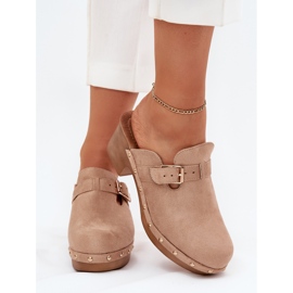 Zapatillas para mujeres con un beige de hebilla 3