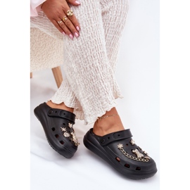 Zapatillas de espuma para mujeres con alfileres negros 6