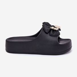 Zapatillas de espuma para mujeres en la plataforma con arco y un broche negro 8