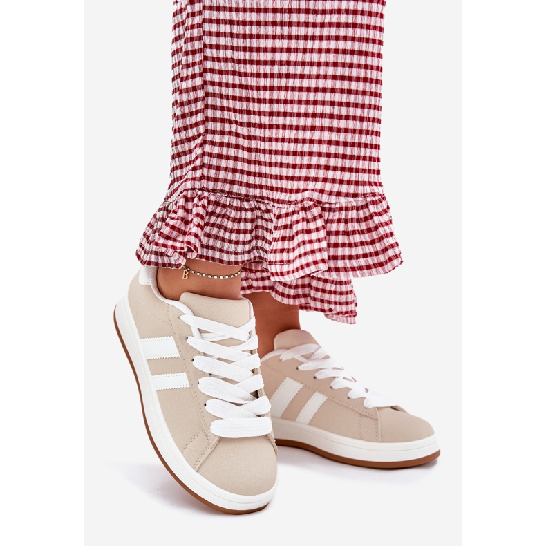 Zapatillas deportivas de zapatillas para mujeres con beige de cuero ecológico 1