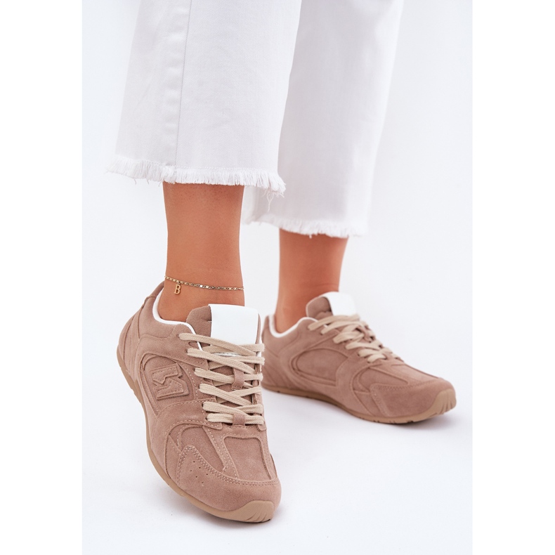 Zapatos deportivos femeninos con beige oscuro de condición de gamuza ecológica 2