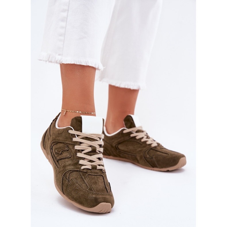 Zapatos deportivos femeninos con gamuza ecológico de color verde oscuro 2