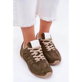 Zapatos deportivos femeninos con gamuza ecológico de color verde oscuro 5