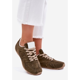 Zapatos deportivos femeninos con gamuza ecológico de color verde oscuro 1