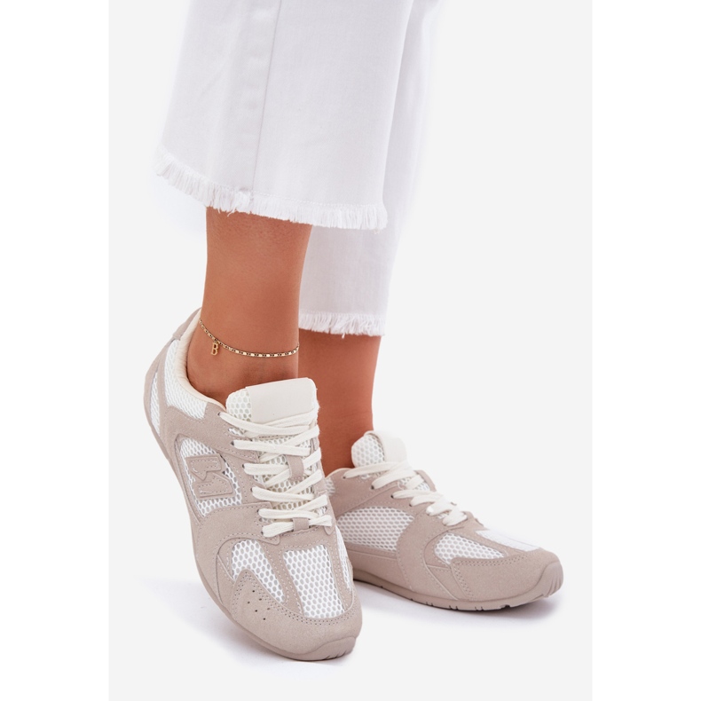 Zapatos deportivos femeninos con gamuza ecológico y beige 1