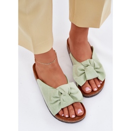 Zapatillas para mujeres en la suela de corcho con un arco de menta verde 5