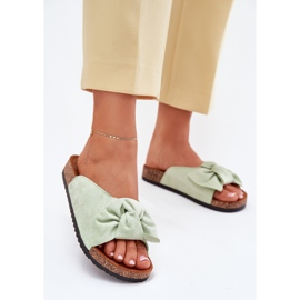 Zapatillas para mujeres en la suela de corcho con un arco de menta verde 2 Zapatillas para mujeres en la suela de corcho con un arco de menta verde 2