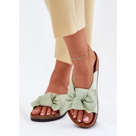 Zapatillas para mujeres en la suela de corcho con un arco de menta verde 3