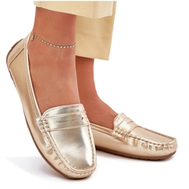 Mocasines dorados de cuero ecológico para mujeres 10