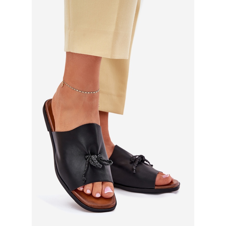 EVento Chanclas de mujer plana con una corbata decorativa negra negro 1