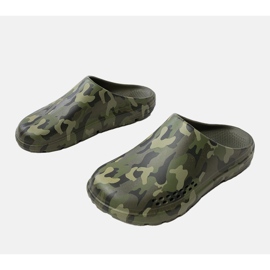 Zapatillas de hombres verdes construidas 1
