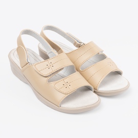 Shelvt Sandalias beige de mujer con un inserto de cuero 3