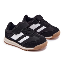 Zapatos deportivos negros de velcro 7