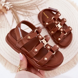 Sandalias de niñas con detalles dorados marrón 4
