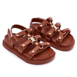 Sandalias de niñas con detalles dorados marrón 6