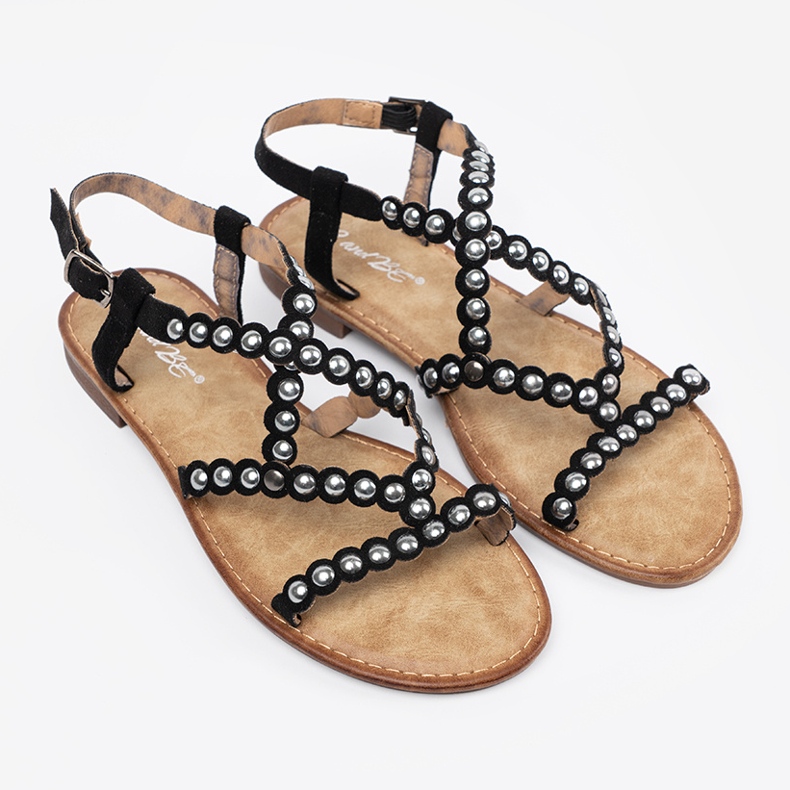 Sandalias negras decoradas con tachuelas negro 2