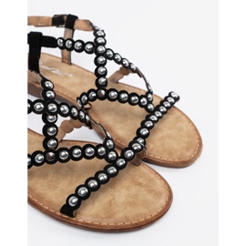 Sandalias negras decoradas con tachuelas negro 4