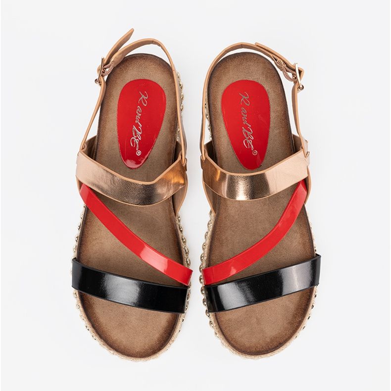 Sandalias para mujeres con una suela decorada dorado 2