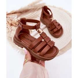 Sandalias de gladiador de niñas con detalles dorados marrón 5