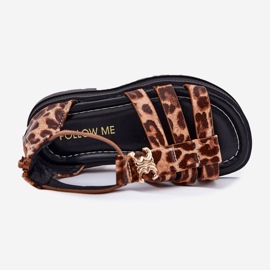 Sandalias de gladiadores de niñas con un detalle dorado leopardo marrón 2
