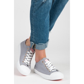 Zapatillas grises 1