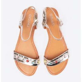 Sandalias planas doradas con tachuelas coloridas dorado 2