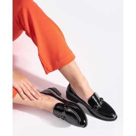 Goodin Mocasines de mujer negros barnizados con un adorno 1 Goodin Mocasines de mujer negros barnizados con un adorno 1