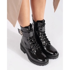 Botas barnizadas negras trabajadoras de mujeres negro 1