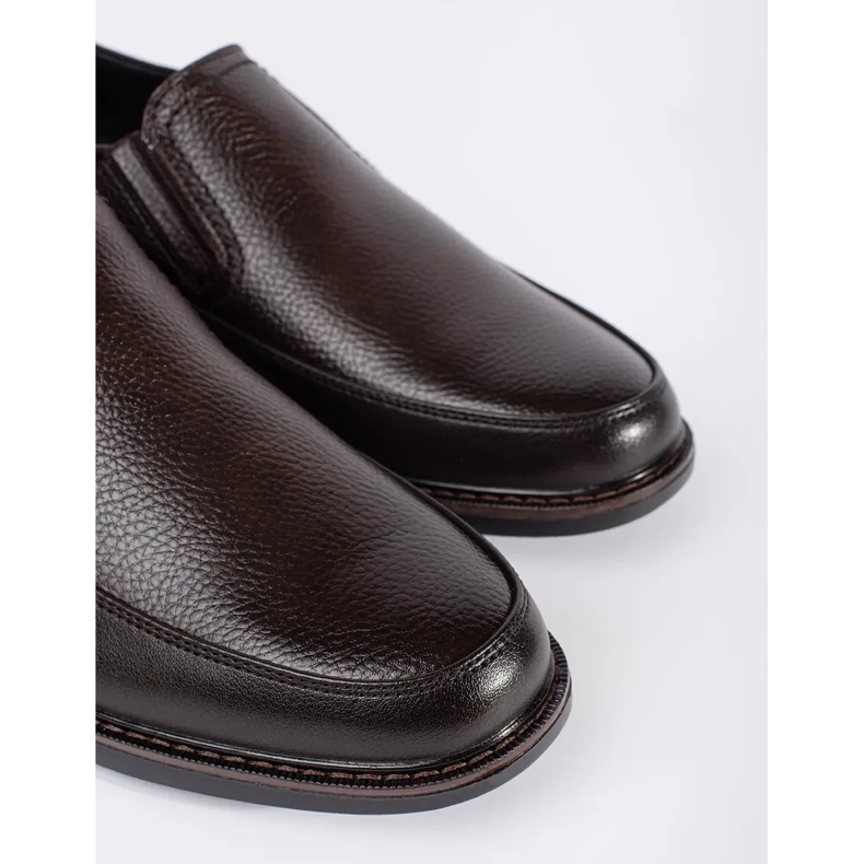 Elegantes zapatos de hombre marrón 1