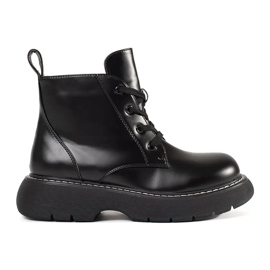 Botas negras atadas a la plataforma negro 1