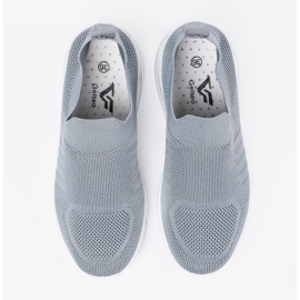 Zapatos deportivos en forma de gris 4
