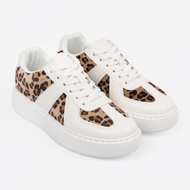 Zapatillas blancas con insertos de estampado de leopardo marrón 4