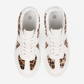 Zapatillas blancas con insertos de estampado de leopardo marrón 5