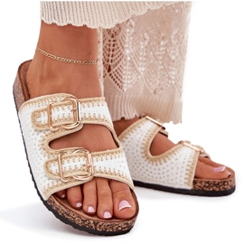 Chanclas para mujeres de crochet con hebillas doradas hebillas blancas blanco 9