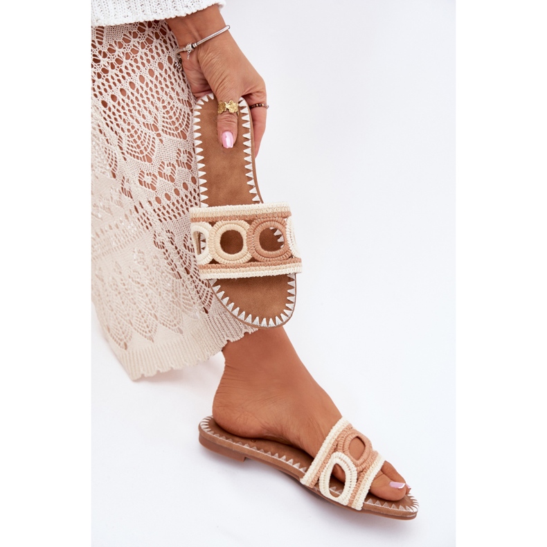 Crochet tacones planos de mujeres beige 1