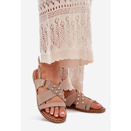 Sandalias de mujer de ceñada plana con tachuelas doradas beige 1