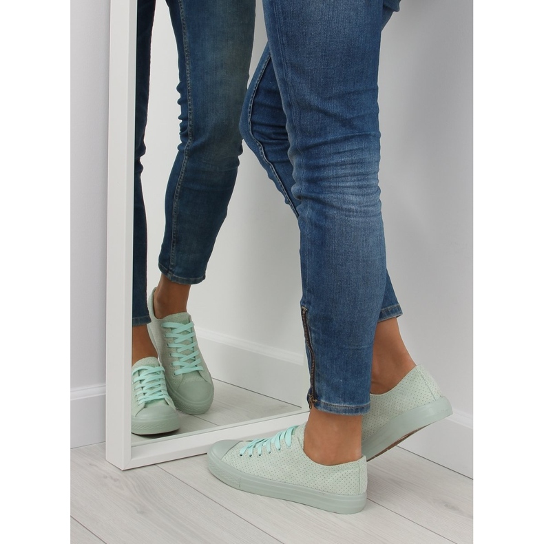 Verde G-94 Deportivas de mujer en ante verde 1 Verde G-94 Deportivas de mujer en ante verde 1