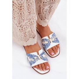 Chanclas de mujer plana con un arco blanco 5