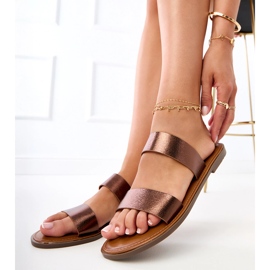 Zapatillas de mujer marrones con rayas marrón 2 Zapatillas de mujer marrones con rayas marrón 2