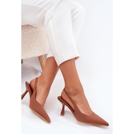 Sandalias para mujeres en el alfiler de camello marrón 5