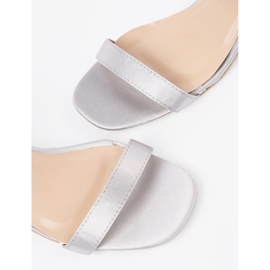 Sandalias plateadas de baja tina gris 2
